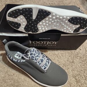 FootJoy NIB Women's FJ Leisure Spikeless Golf Shoes in Gray/leopard